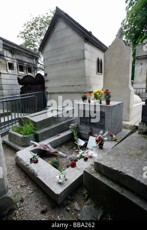 La tombe de Jim Morrison, cimetière du Père Lachaise, Paris Banque D'Images