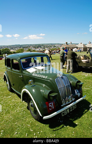 Une morris 8 voiture utilisée comme un véhicule personnel pendant la seconde guerre mondiale, lors d'une d. Jour du Souvenir Jour de Falmouth, Cornwall, uk Banque D'Images