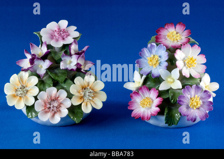 Assiette céramique fine ornaments part modelé Banque D'Images