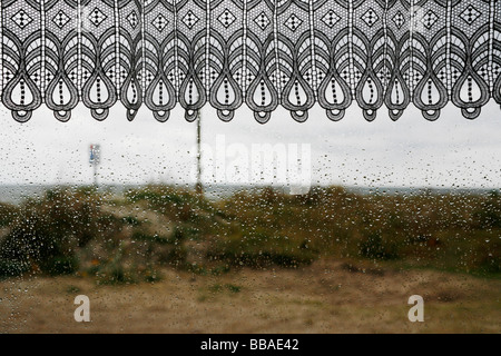 Gouttes de pluie sur une fenêtre Banque D'Images