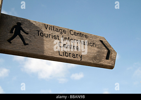 Un village center broadway cotswolds Banque D'Images