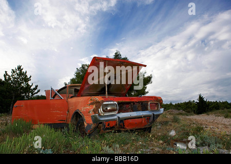 Épave de voiture abandonnée Banque D'Images