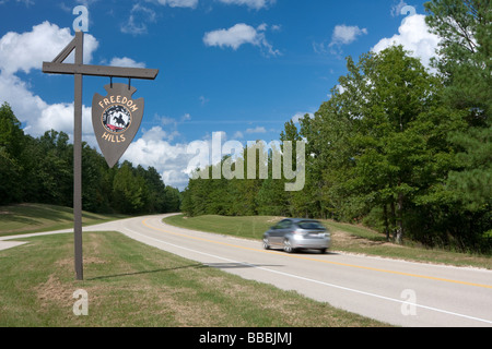 Natchez Trace Parkway, la liberté Hills Trail, North Carolina, mile marker 317. Banque D'Images