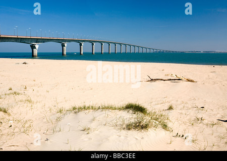 Le pont de La Rochelle à l'Île de Ré Poitou Charente France Banque D'Images