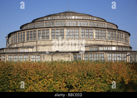 La Halle du Centenaire (Hala Ludowa) à Wroclaw, Pologne. Banque D'Images