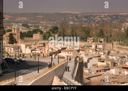 Vista Aerea de la ciudad de Toledo desde el Alcazar de Tolède Vue de l'Alcazar Banque D'Images