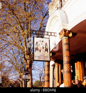 Le restaurant de l'hôtel Warrington administré par le chef Gordon Ramsey à Maida Vale London UK KATHY DEWITT Banque D'Images