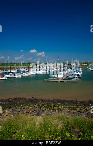 Burnham-on-Crouch Yacht Harbor Banque D'Images