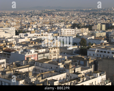 TUNIS, TUNISIE. Un matin tôt vue sur le centre-ville, vue de l'hôtel Africa. L'année 2009. Banque D'Images