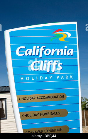 UK Angleterre Norfolk California Cliffs Caravan Park sign Banque D'Images