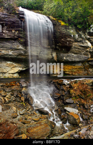 Bridal Veil Falls dans la région de Highlands North Carolina Banque D'Images