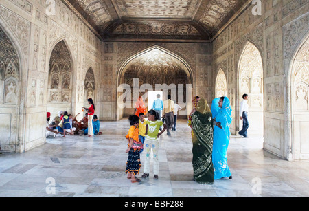 Partie intérieure du palais à l'intérieur du fort d'Agra Agra Uttar Pradesh, Inde Banque D'Images