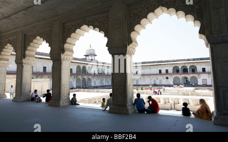 Partie intérieure du palais à l'intérieur du fort d'Agra Agra Uttar Pradesh, Inde Banque D'Images