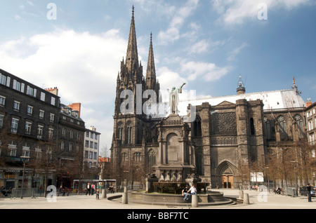 Cathédrale de Clermont Ferrand. Puy de Dôme. L'Auvergne. France Banque D'Images