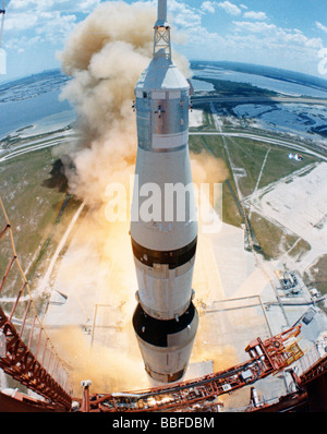 Fusée Saturn V DE LA NASA Lancement de départ Banque D'Images