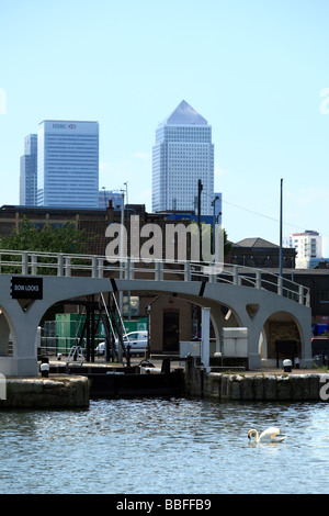 Canary Wharf de Bow se bloque Banque D'Images