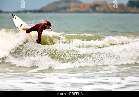 La Chine, la Province de l'île de Zhoushan, Zejiang, surf, Xavier Leroy (FRA) Banque D'Images