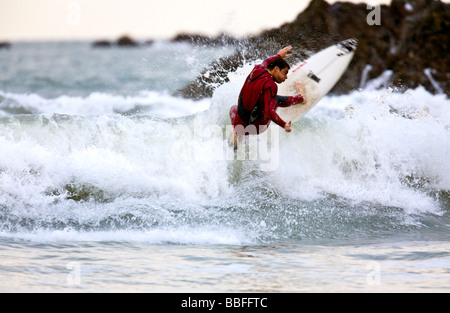 La Chine, la Province de l'île de Zhoushan, Zejiang, surf, Xavier Leroy (FRA) Banque D'Images