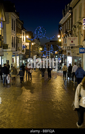 Vues de Shrewsbury et des rues commerçantes et des signes Banque D'Images