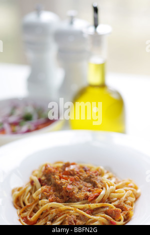 Les Linguine au piment et la chair de crabe Banque D'Images