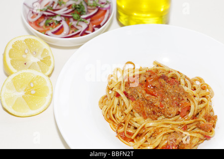 Les Linguine au piment et la chair de crabe Banque D'Images