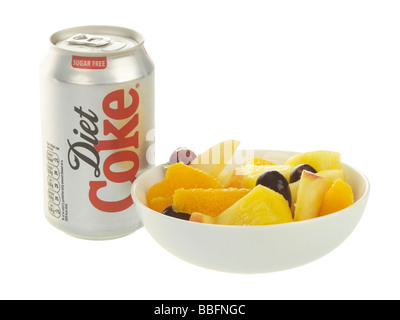 Salade de fruits avec boisson coca Banque D'Images