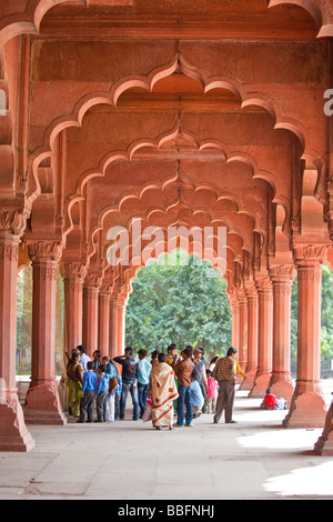 Je suis Diwan ou hall d'audience publique dans le Fort Rouge à Delhi Inde Banque D'Images