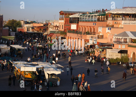 Afrique, Afrique du Nord, Maroc, Marrakech, Medina, Place Djemaa el Fna Banque D'Images