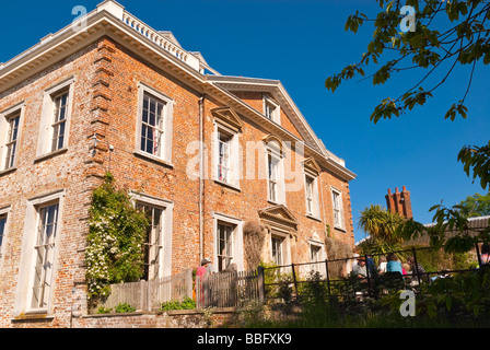 Ouvrir les jardins de Sotterley Hall dans le Suffolk, Uk,un grand manoir de campagne maison à la campagne Banque D'Images