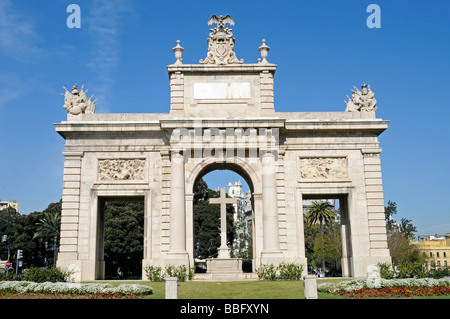 Arc de Triomphe, porte de la ville, de la Plaza Porta de la Mar, Valencia, Espagne, Europe Banque D'Images