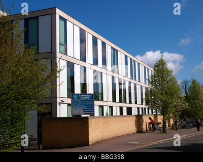 Université d'Oxford Manor Road bâtiment abrite le Département des sciences sociales et de la bibliothèque ainsi que le Département d'économie Banque D'Images