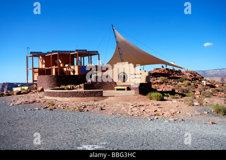 West Rim Grand Canyon Arizona Hwal' Bay Nyu Wa Accueil des indiens Hualapai centre touristique de Réservation Banque D'Images