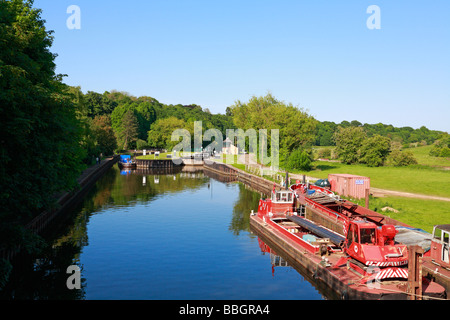 Sprotbrough verrou sur la rivière Don, Sprotbrough, Doncaster, South Yorkshire, Angleterre, Royaume-Uni. Banque D'Images