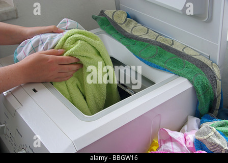 Wäsche waschen lave des vêtements 03 Banque D'Images