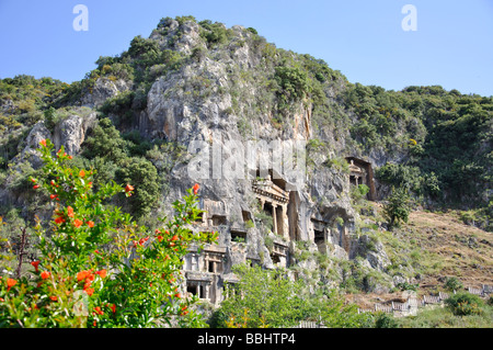 Tombes lyciennes coupées en falaises, Fethiye, province de Mugla, République de Türkiye Banque D'Images