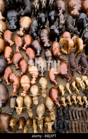 Sculptures d'animaux vendus comme souvenirs, Blyde River Canyon, Afrique du Sud Banque D'Images