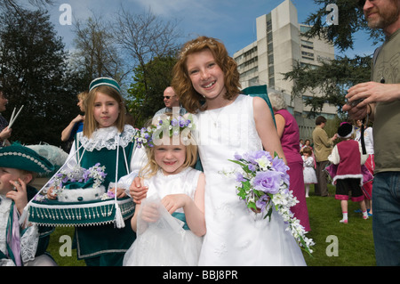 West Wickham peut reine. Bromley zone Peut procession de Queens et le couronnement Banque D'Images