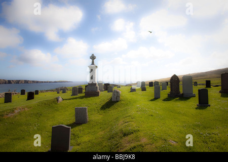 Le Nord Unst War Memorial dans le 'Kirkyard', Norwick Banque D'Images