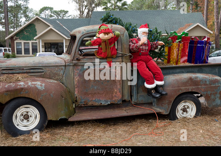 L'affichage sur camion chargé avec des trucs de Noël Lake City en Floride Banque D'Images