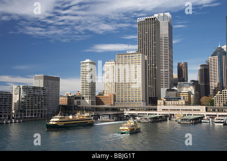 Les traversiers de passagers et Circular Quay CBD Sydney New South Wales Australie Banque D'Images