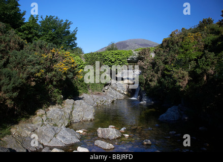 Le pont sanglant et sanguinaire pont rivière Mourne mountains County Down Irlande du Nord uk Banque D'Images