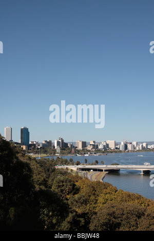 Perth et la rivière Swan vue de Kings Park à l'ouest de l'Australie Banque D'Images