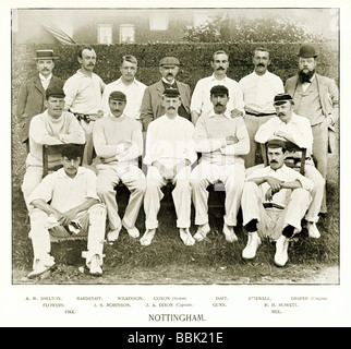Alpes 1895 Cricket late Victorian photo de l'équipe de cricket du comté anglais Banque D'Images