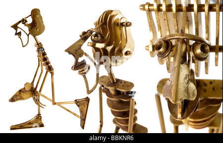 Marionnettes fabriquées manuellement avec différents métaux, caricatures politiques, œuvre d'art, fabrication, Tony Blair Banque D'Images
