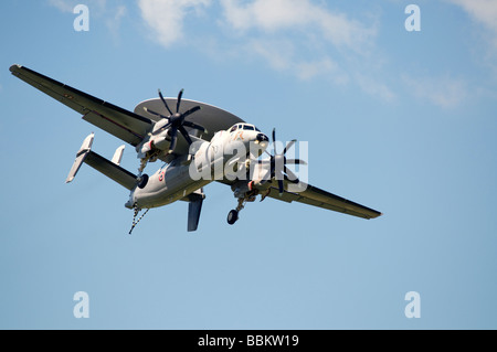 Ferte Alais Hawkeye de la marine française les avions radar AWACS Banque D'Images