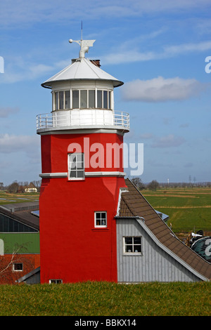 Ancien phare derrière la digue à l'Elbe, Hollerwettern, Brokdorf, Wilstermarsch, district Steinburg, Elbmarschen, SCHL Banque D'Images