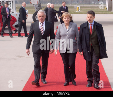 Heribert RECH, ministre de l'intérieur du Bade-Wurtemberg, le chancelier Dr. Angela Merkel et le professeur Joachim Sauer, 60 ans Banque D'Images