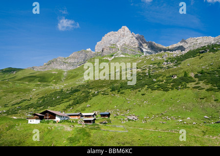 Stoankasern Kalkwand alpage, dans le dos, Tux, vallée du Zillertal, Tyrol, Autriche, Europe Banque D'Images