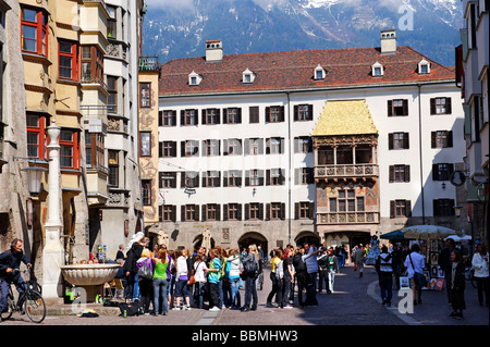 Goldenes Dachl, toit d'Or, ville historique, Innsbruck, Tyrol, Autriche, Europe Banque D'Images