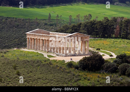 Temple dorique grec ancien site archéologique de Segesta Sicile Italie Banque D'Images